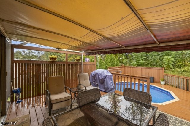 11 Vlietstra Dr, Vernon Twp., NJ 07418