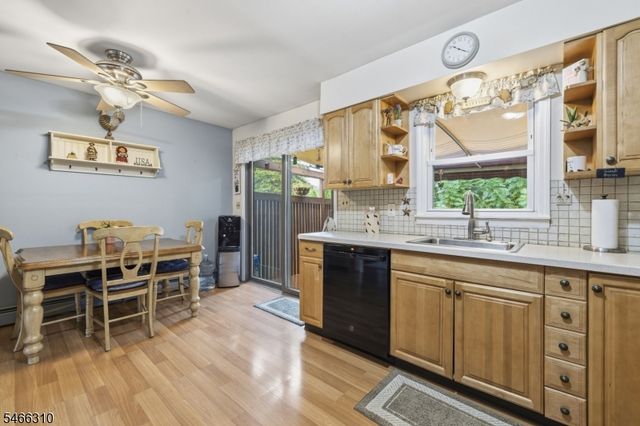 11 Vlietstra Dr, Vernon Twp., NJ 07418