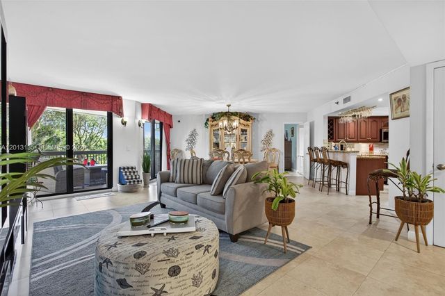 2900 NE 14th St Causeway 304, Pompano Beach, FL 33062