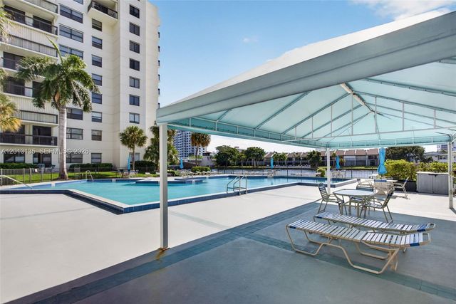 2900 NE 14th St Causeway 304, Pompano Beach, FL 33062