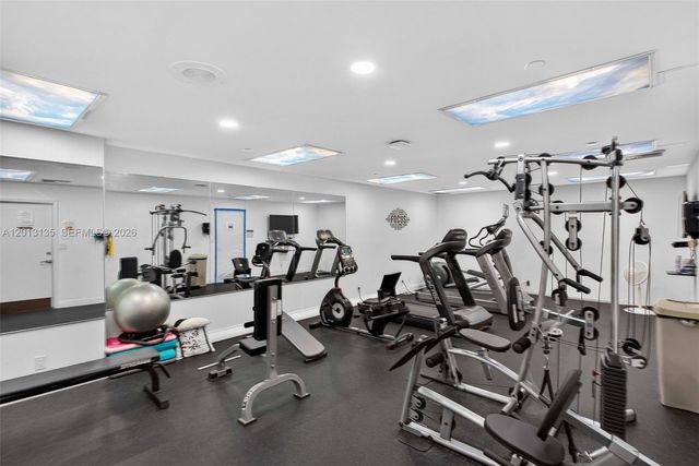2900 NE 14th St Causeway 304, Pompano Beach, FL 33062