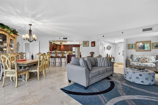 2900 NE 14th St Causeway 304, Pompano Beach, FL 33062