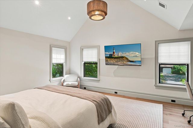 15 Wild Cherry Lane, East Quogue, NY 11942