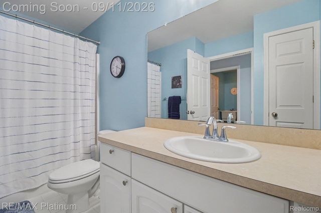 57275 Waterway Court, Lyon Charter Township, MI 48165