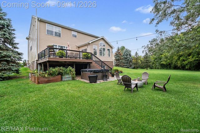 57275 Waterway Court, Lyon Charter Township, MI 48165