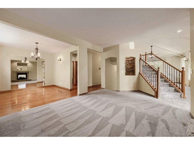 1820 Great Western Dr, Longmont, CO 80501