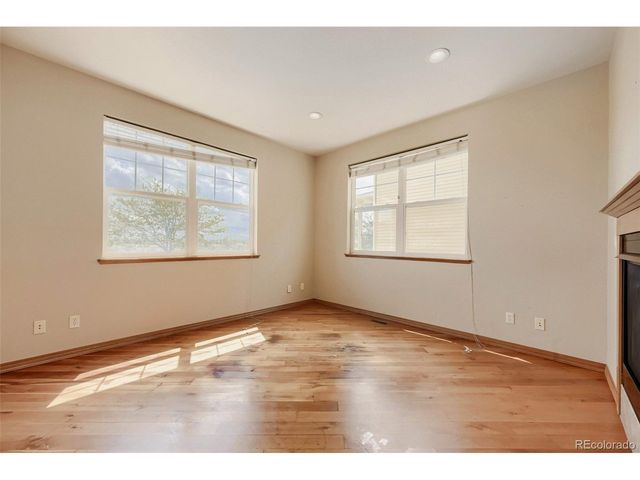 1820 Great Western Dr, Longmont, CO 80501