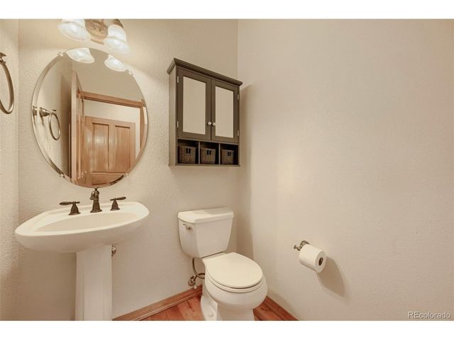1820 Great Western Dr, Longmont, CO 80501