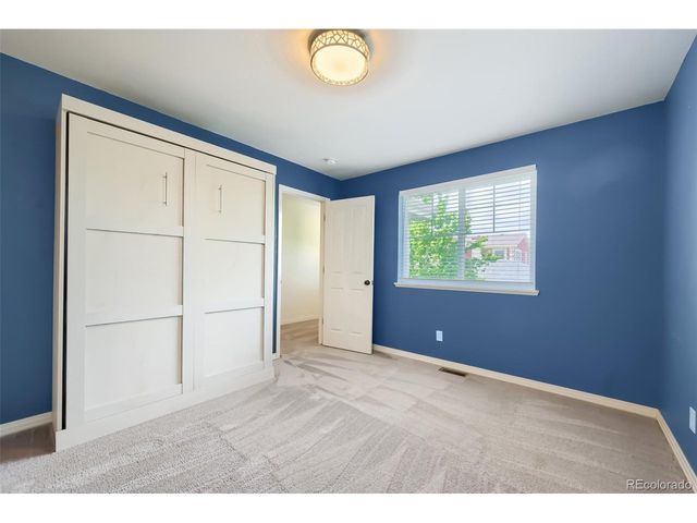 1820 Great Western Dr, Longmont, CO 80501