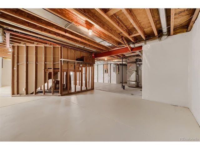 1820 Great Western Dr, Longmont, CO 80501