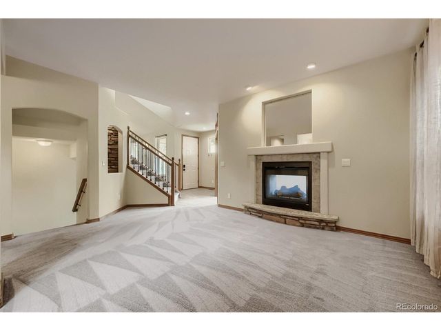 1820 Great Western Dr, Longmont, CO 80501