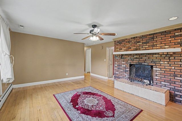 92 Alvord Street, South Hadley, MA 01075