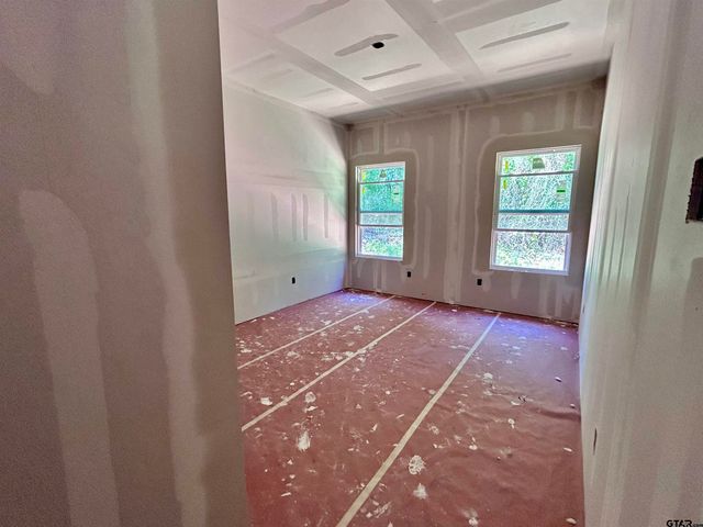 203 E Fleming, Longview, TX 75604