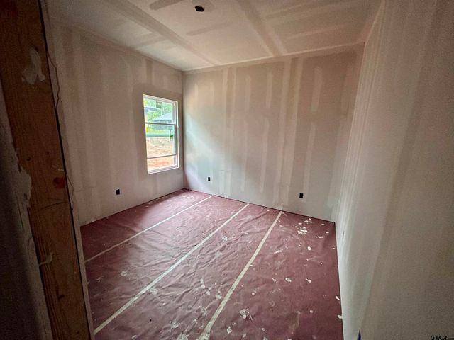 203 E Fleming, Longview, TX 75604