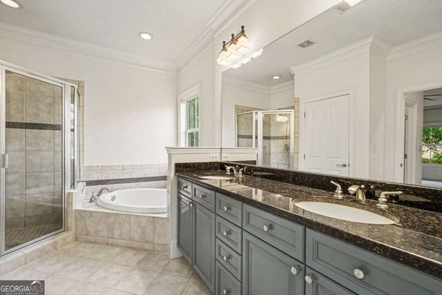 1128 Glenridge Place, Atlanta, GA 30342