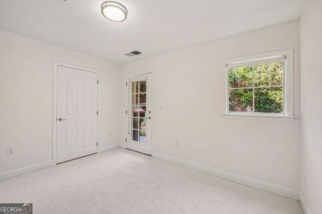 1128 Glenridge Place, Atlanta, GA 30342
