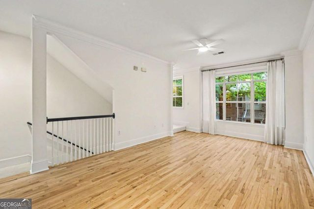 1128 Glenridge Place, Atlanta, GA 30342