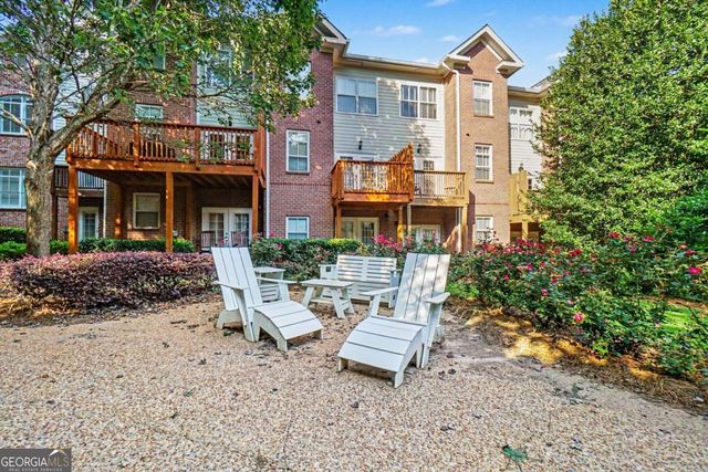 1128 Glenridge Place, Atlanta, GA 30342