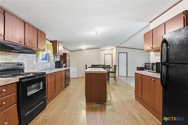 1278 Fm 812, Cedar Creek, TX 78612