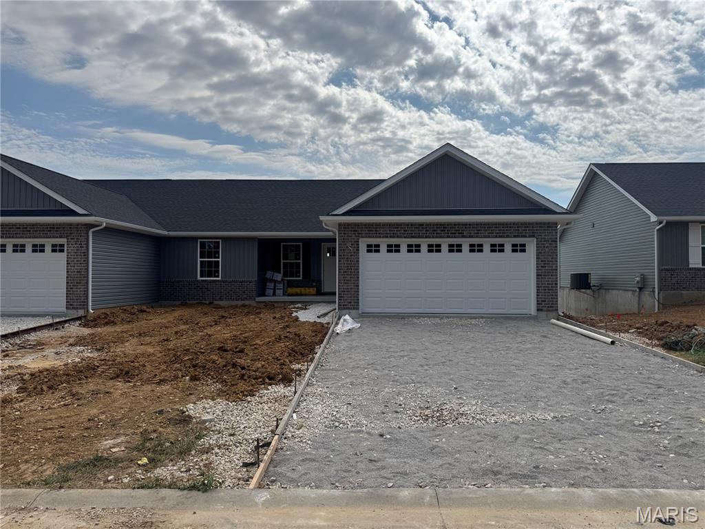 266 Railroad Street, Moscow Mills, MO 63362