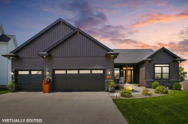 5301 Fernwood Drive, Cedar Falls, IA 50613