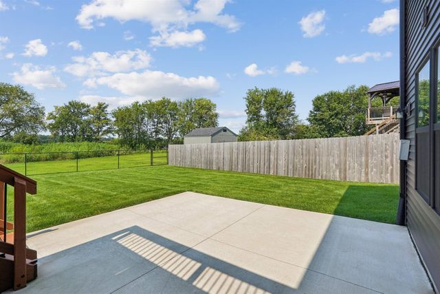 5301 Fernwood Drive, Cedar Falls, IA 50613