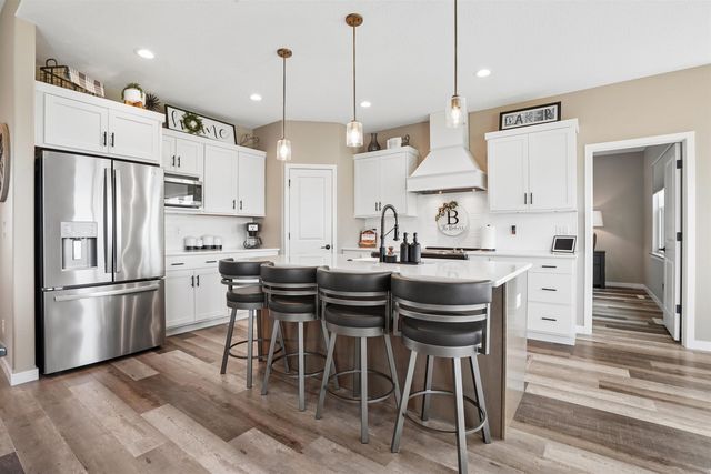 5301 Fernwood Drive, Cedar Falls, IA 50613