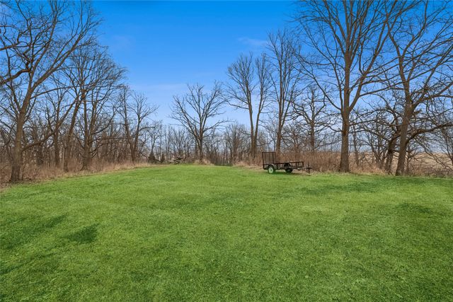 2099 E 156th Street N, Grinnell, IA 50112