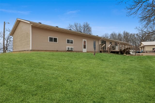 2099 E 156th Street N, Grinnell, IA 50112