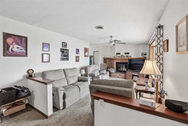 2099 E 156th Street N, Grinnell, IA 50112