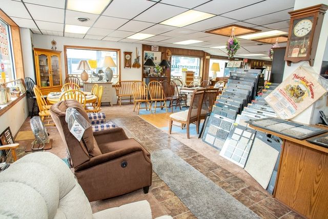 67 Central St, Winchendon, MA 01475