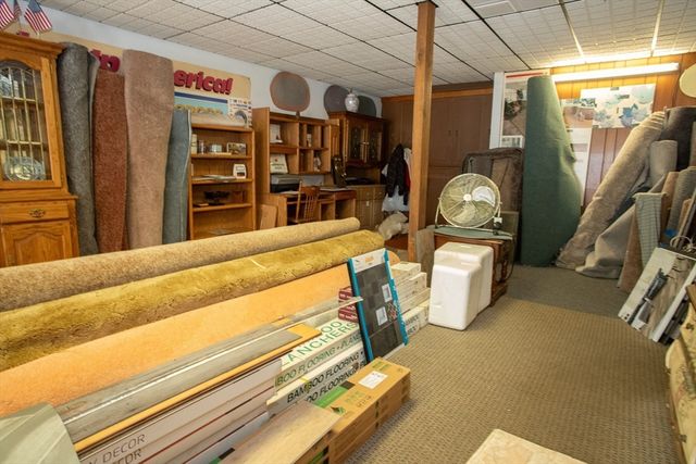 67 Central St, Winchendon, MA 01475