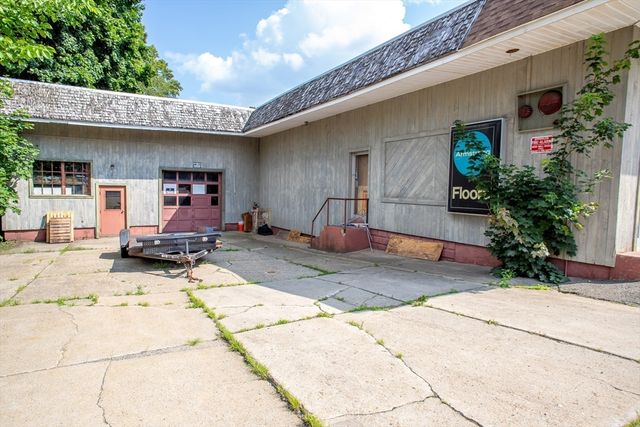 67 Central St, Winchendon, MA 01475