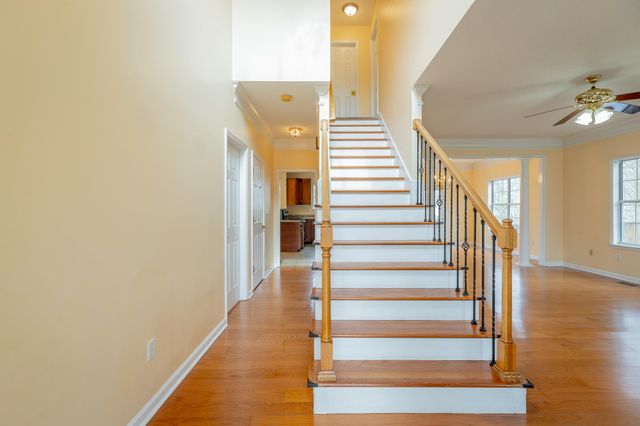 8917 Grey Mountain Drive, Ooltewah, TN 37363