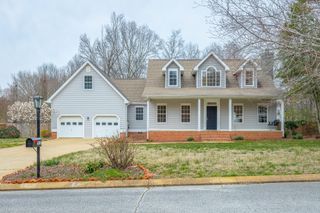 8917 Grey Mountain Drive, Ooltewah, TN 37363