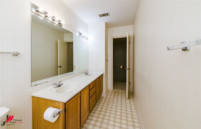 10003 Stratmore Circle, Shreveport, LA 71115