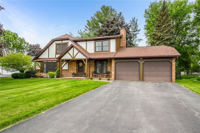 364 Marblehead Drive, Greece, NY 14615