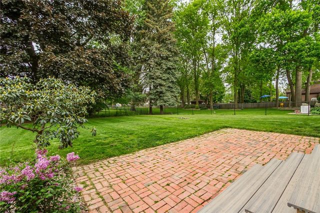 364 Marblehead Drive, Greece, NY 14615