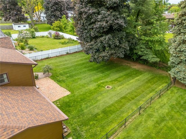 364 Marblehead Drive, Greece, NY 14615