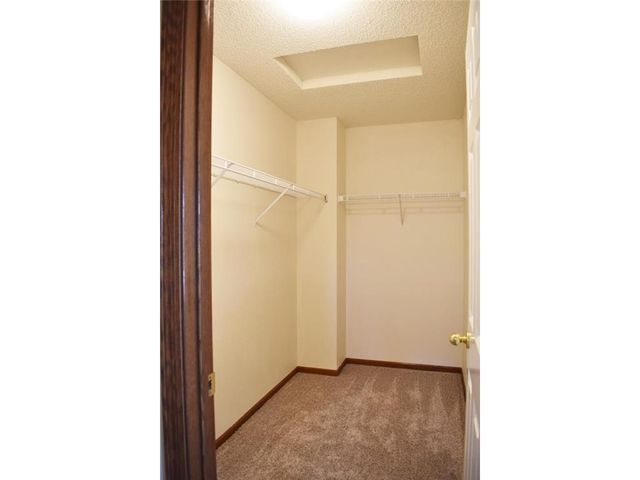 16231 50th Avenue N, Plymouth, MN 55446