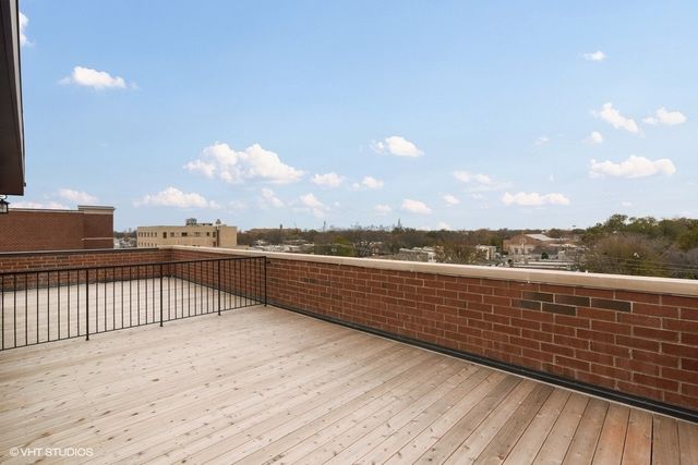 3326 W Irving Park Road 3E, Chicago, IL 60618