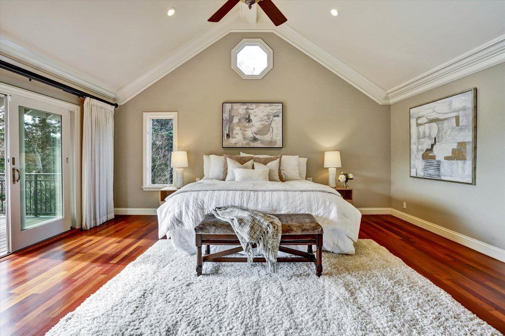 Image 24 of property listing at 2382 2382 Alameda Diablo, Diablo, CA 94528