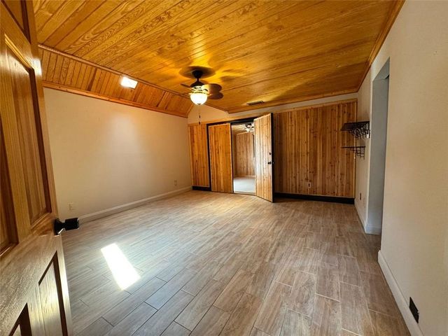 940 BOBCAT SE Court, Marietta, GA 30067