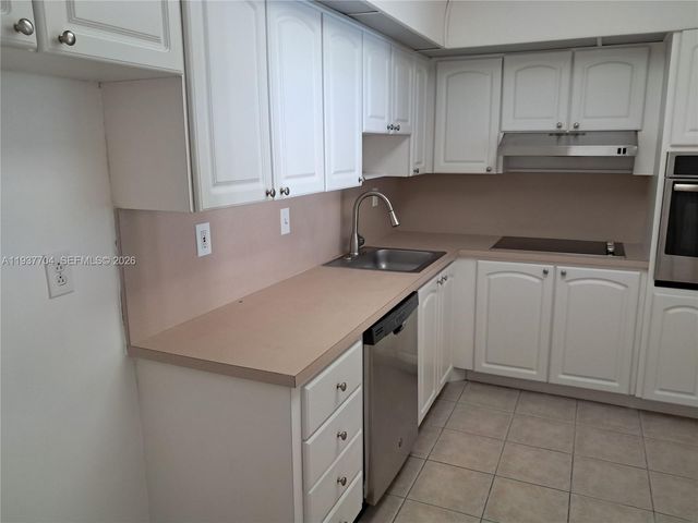 19380 Collins Avenue 806, Sunny Isles Beach, FL 33160