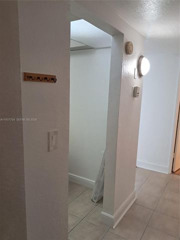 19380 Collins Avenue 806, Sunny Isles Beach, FL 33160
