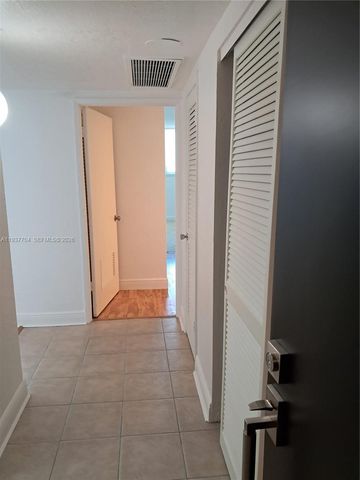 19380 Collins Avenue 806, Sunny Isles Beach, FL 33160