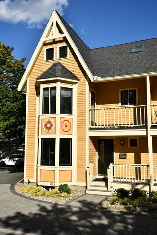 231 Fuller St, Brookline, MA 02446