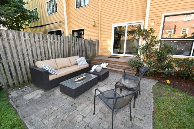 231 Fuller St, Brookline, MA 02446