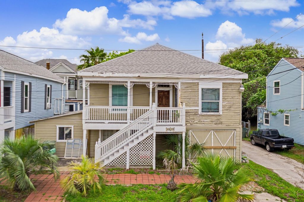 1813 29th Street, Galveston, TX 77550