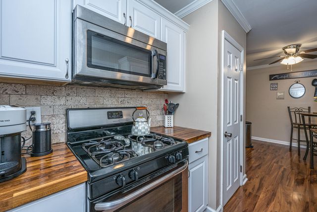 1240 Camellia Road, Charleston, SC 29407